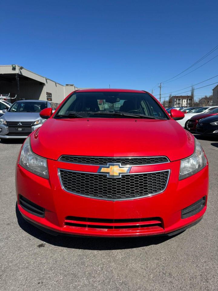 2014 Chevrolet Cruze  - Photo #2
