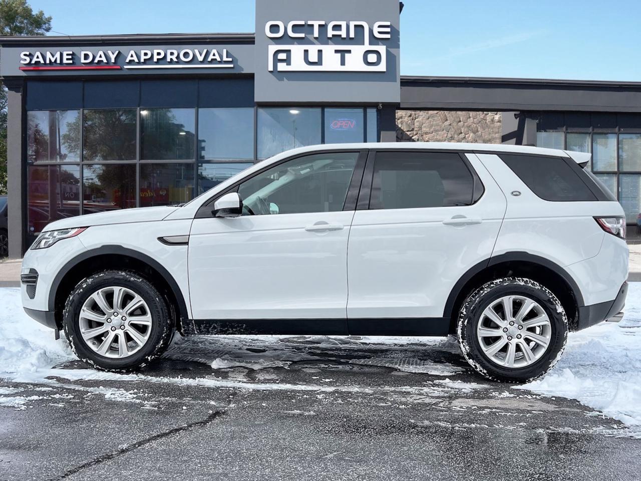 2018 Land Rover Discovery Sport SE - Photo #3