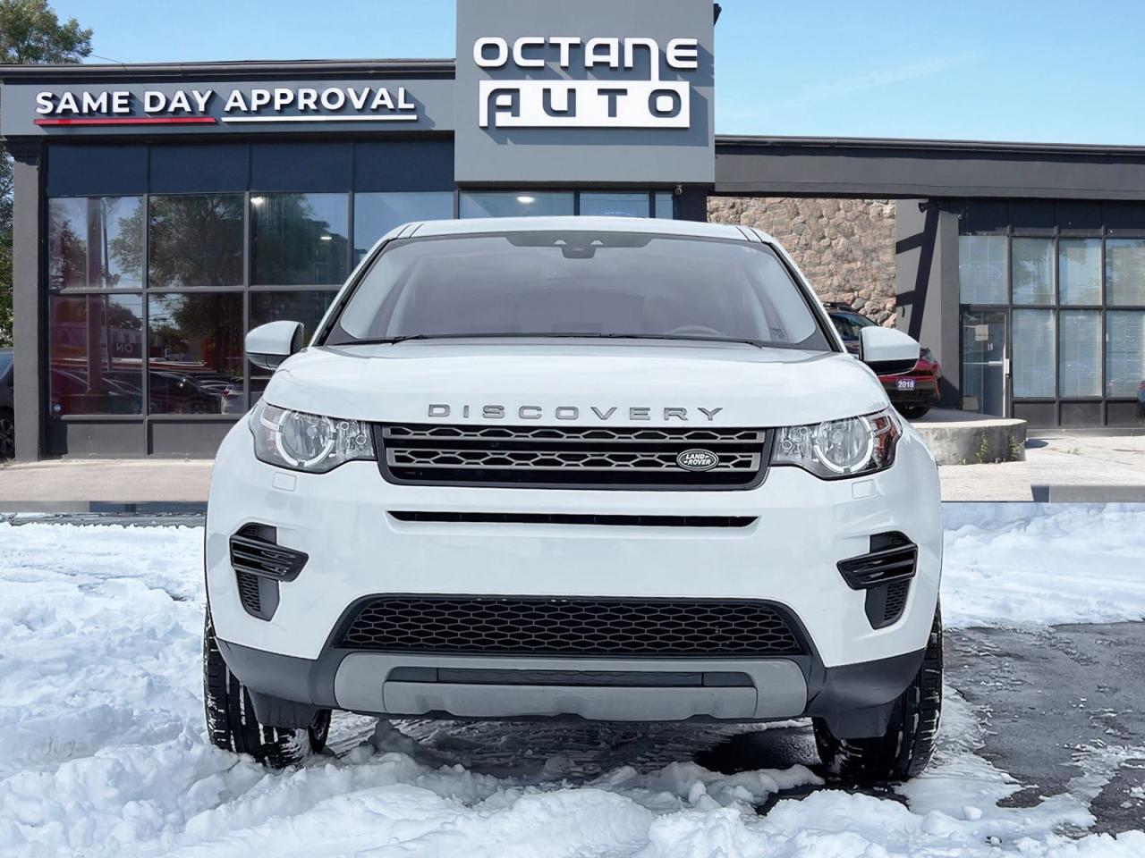 2018 Land Rover Discovery Sport SE - Photo #2