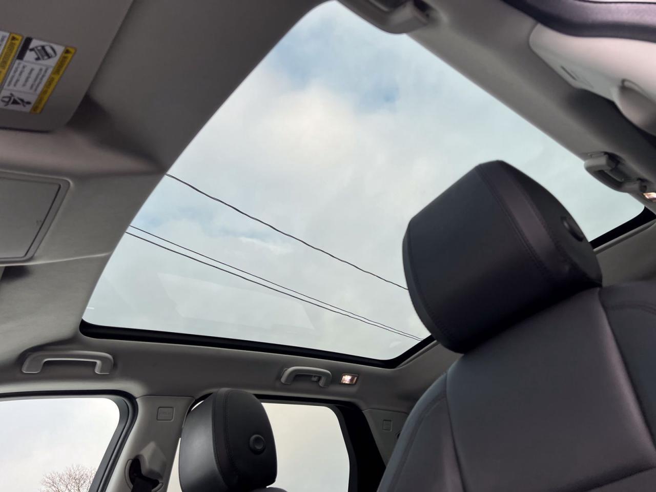 2018 Land Rover Discovery Sport SE - Photo #19