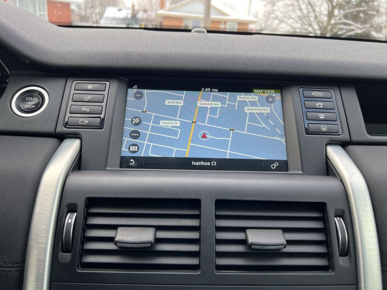 2018 Land Rover Discovery Sport SE - Photo #28