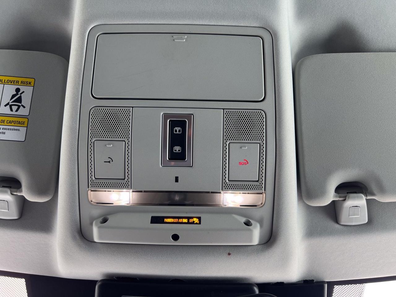 2018 Land Rover Discovery Sport SE - Photo #32