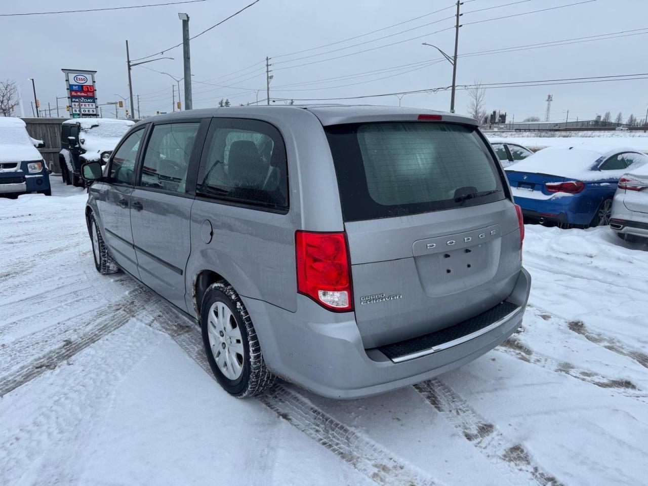 2015 Dodge Grand Caravan CVP, ONLY 178KMS, 7 PASSENGER, MINIVAN, CERTIFIED - Photo #3