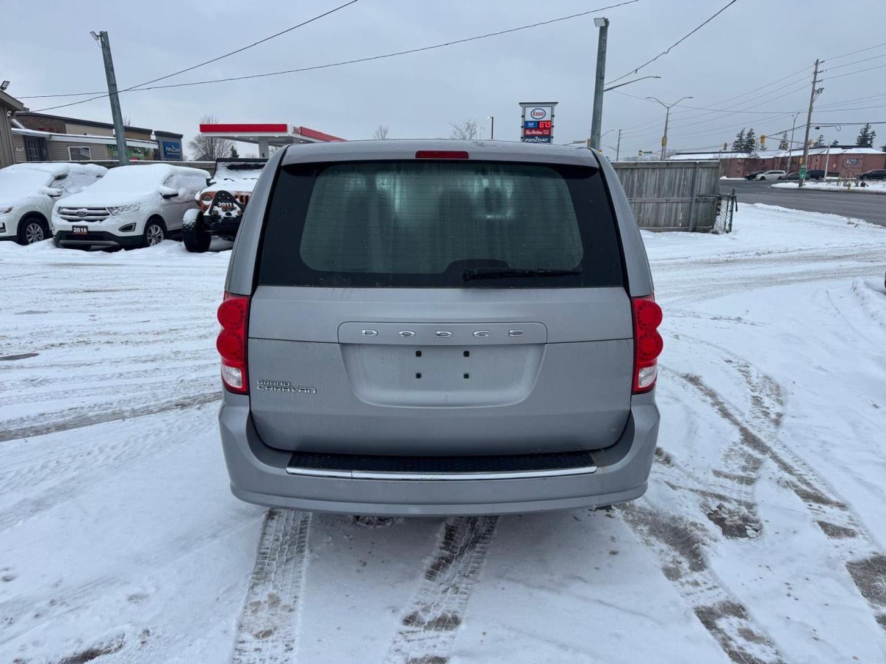 2015 Dodge Grand Caravan CVP, ONLY 178KMS, 7 PASSENGER, MINIVAN, CERTIFIED - Photo #4