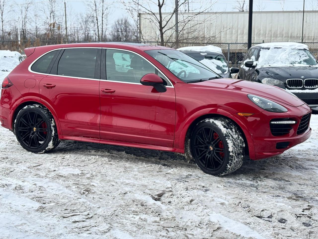 2014 Porsche Cayenne GTS - Photo #12