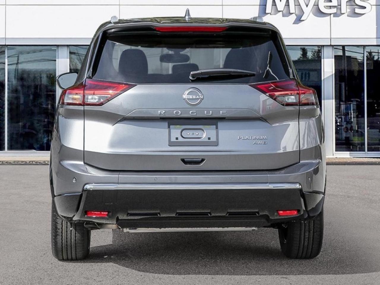 2025 Nissan Rogue Platinum  - Leather Seats Photo4