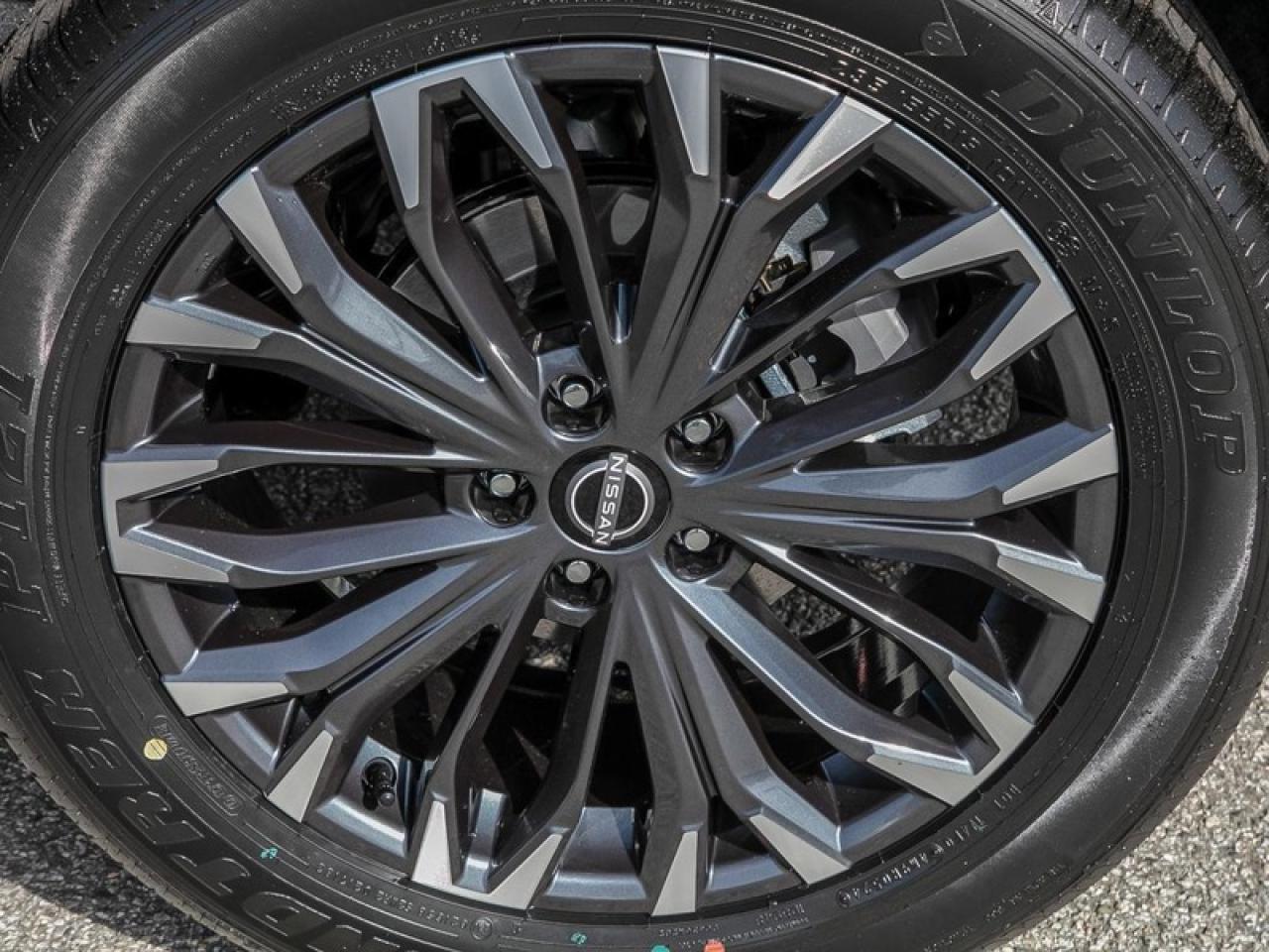 2025 Nissan Rogue Platinum  - TECH PKG - HUD -  Leather Seats Photo