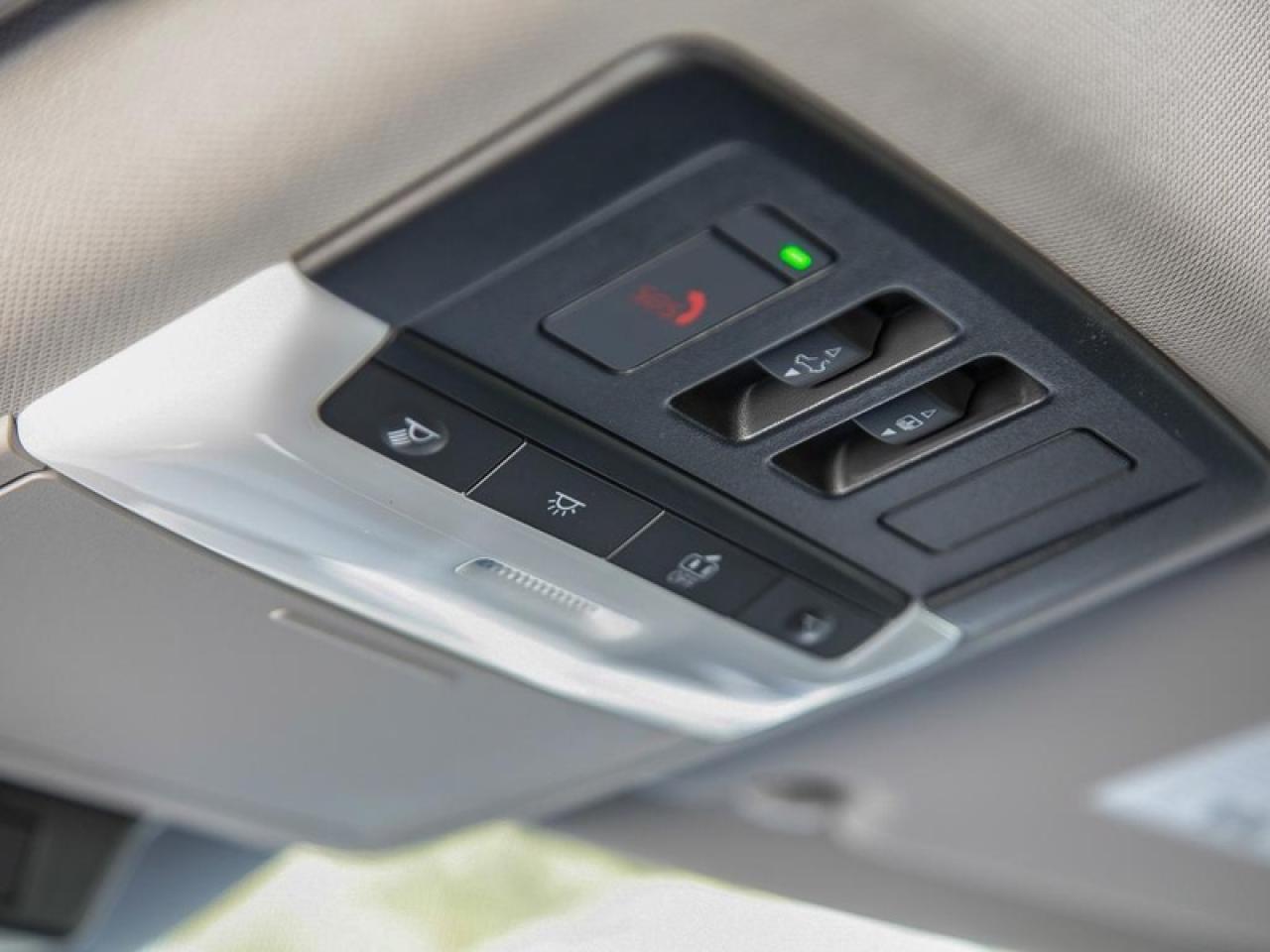 2025 Nissan Rogue Platinum  - TECH PKG - HUD -  Leather Seats Photo