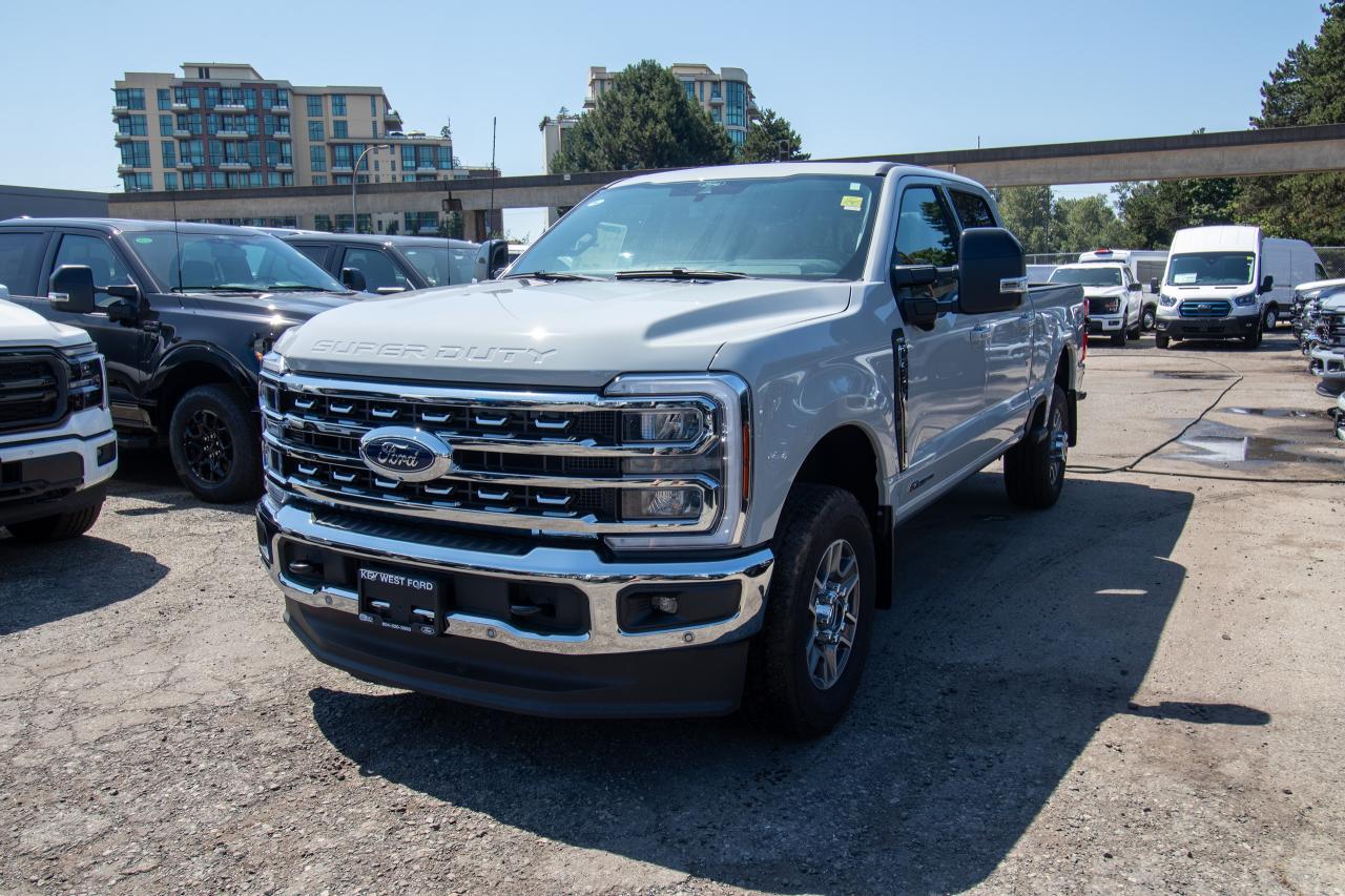 New 2025 Ford F-350 Super Duty SRW LARIAT 4WD CREW CAB 6.75' BOX for sale in New Westminster, BC