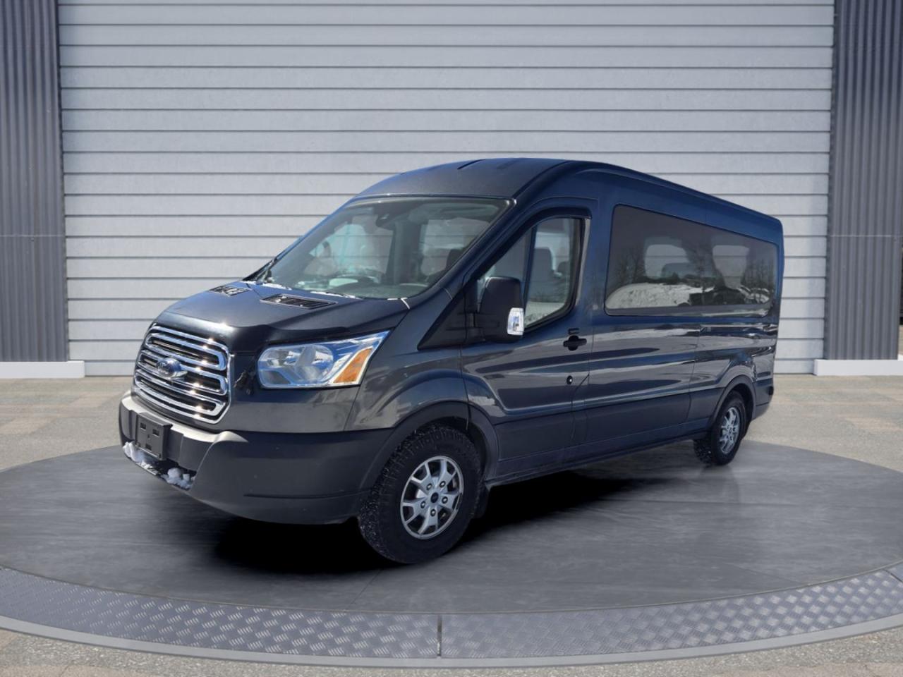 Used 2016 Ford Transit T-350 Passenger for sale in Ingleside, ON