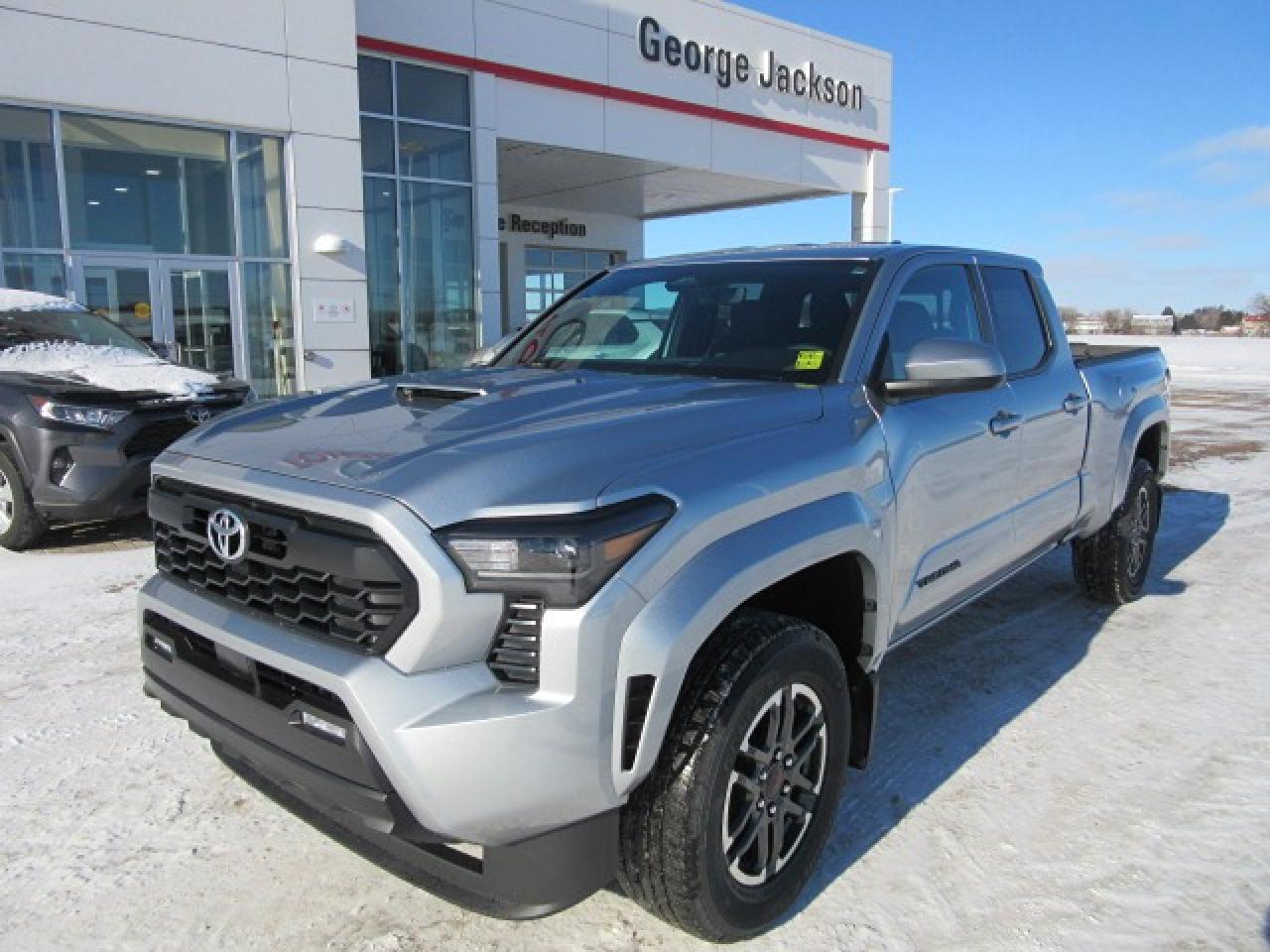 2024 Toyota Tacoma BASE Double Cab TRD Sport Photo2