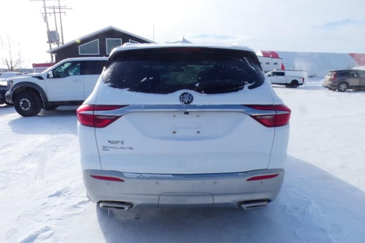 2021 Buick Enclave Premium AWD 4dr w/H&C L, S/R, NAV, BUC - Photo #7