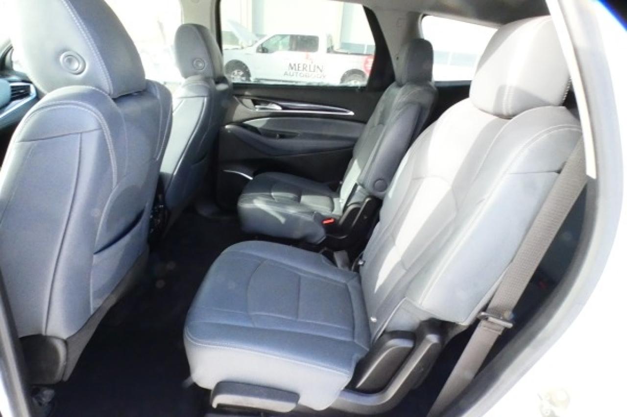 2021 Buick Enclave Premium AWD 4dr w/H&C L, S/R, NAV, BUC - Photo #10