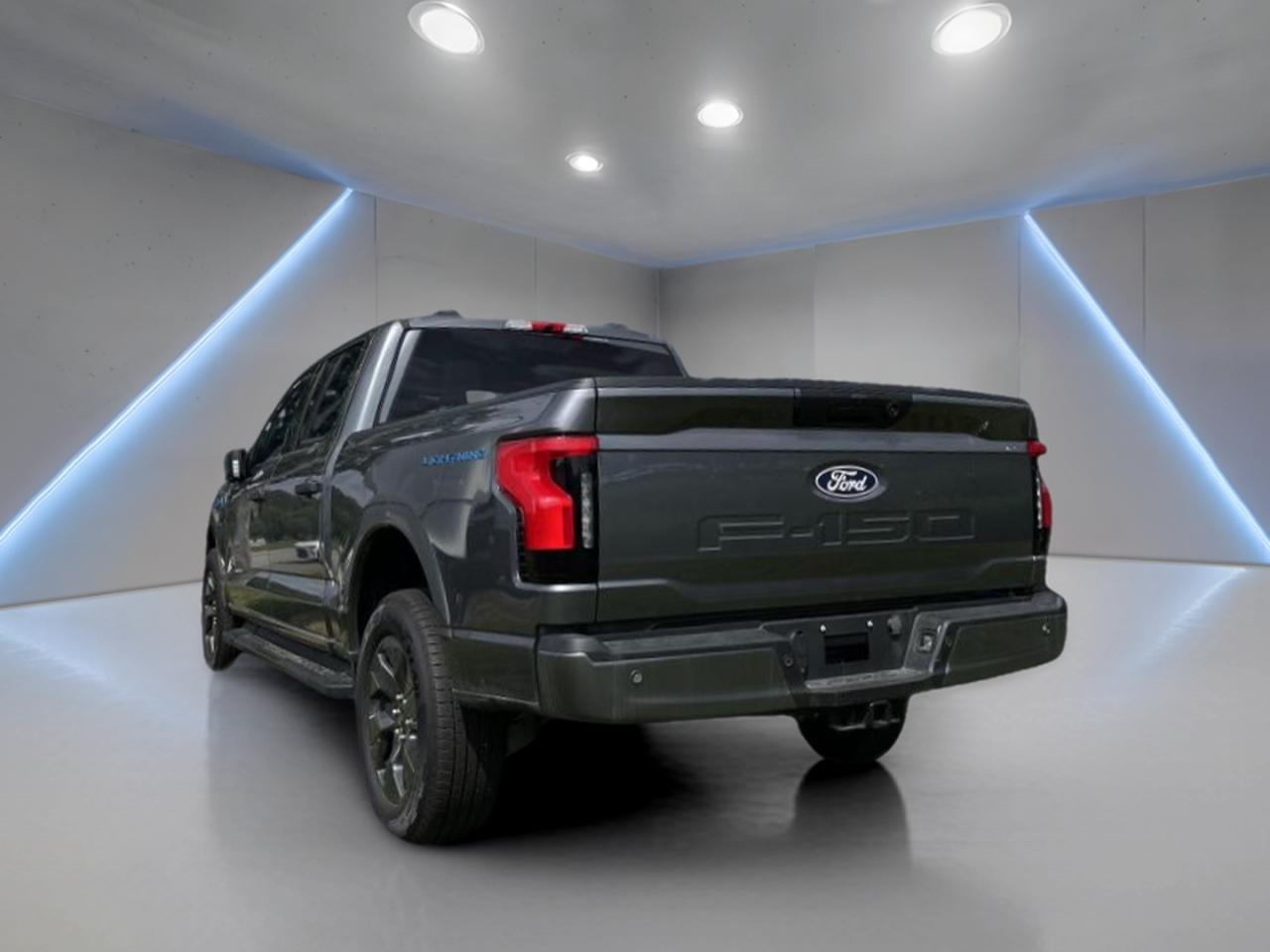 2024 Ford F-150 Lightning XLT Photo