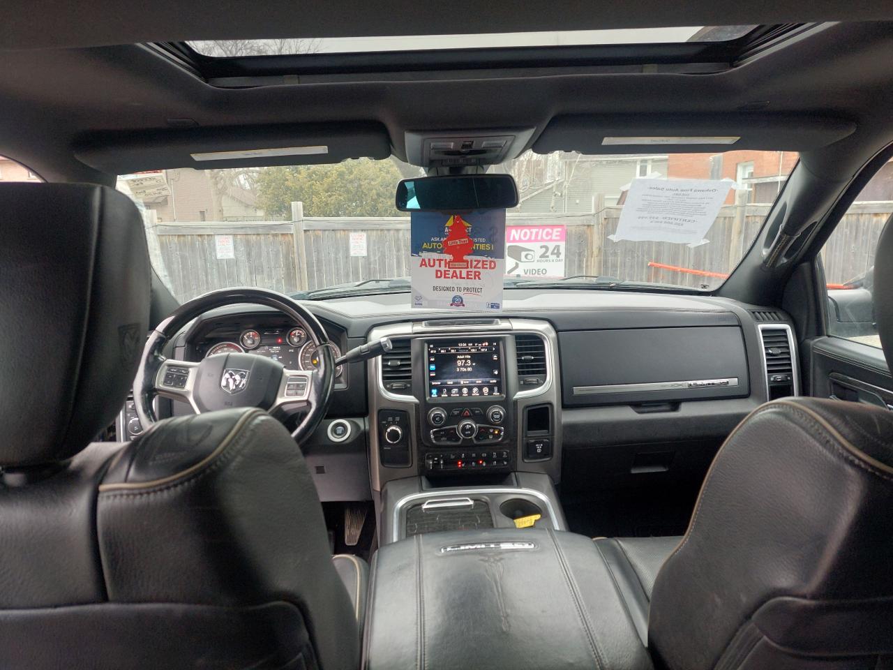 2017 RAM 2500 4WD Crew Cab 149" Limited - Photo #50