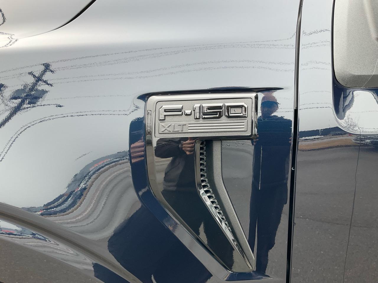 2025 Ford F-150 XLT Photo5