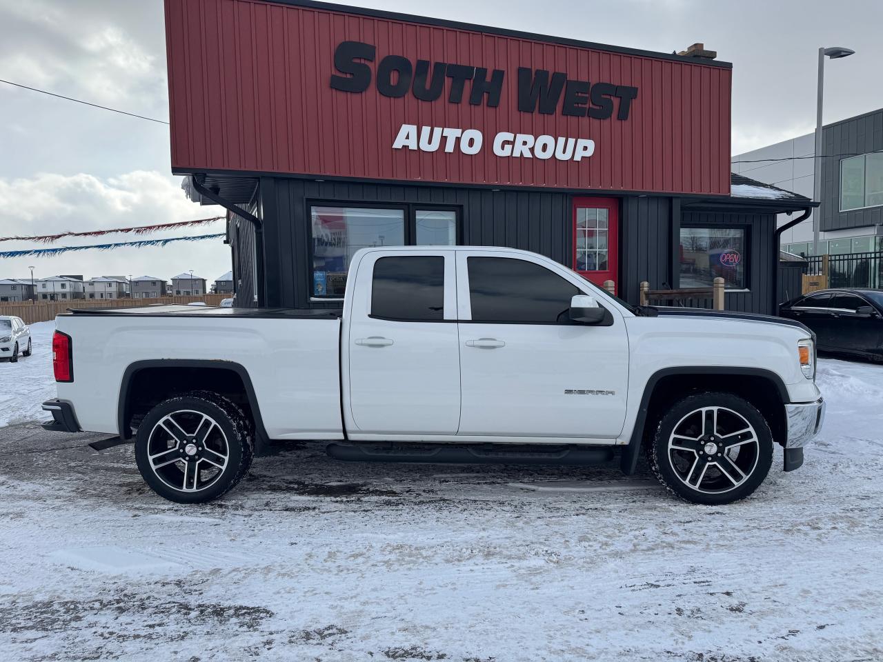 2015 GMC Sierra 1500 2WD Double Cab 143.5" - Photo #2