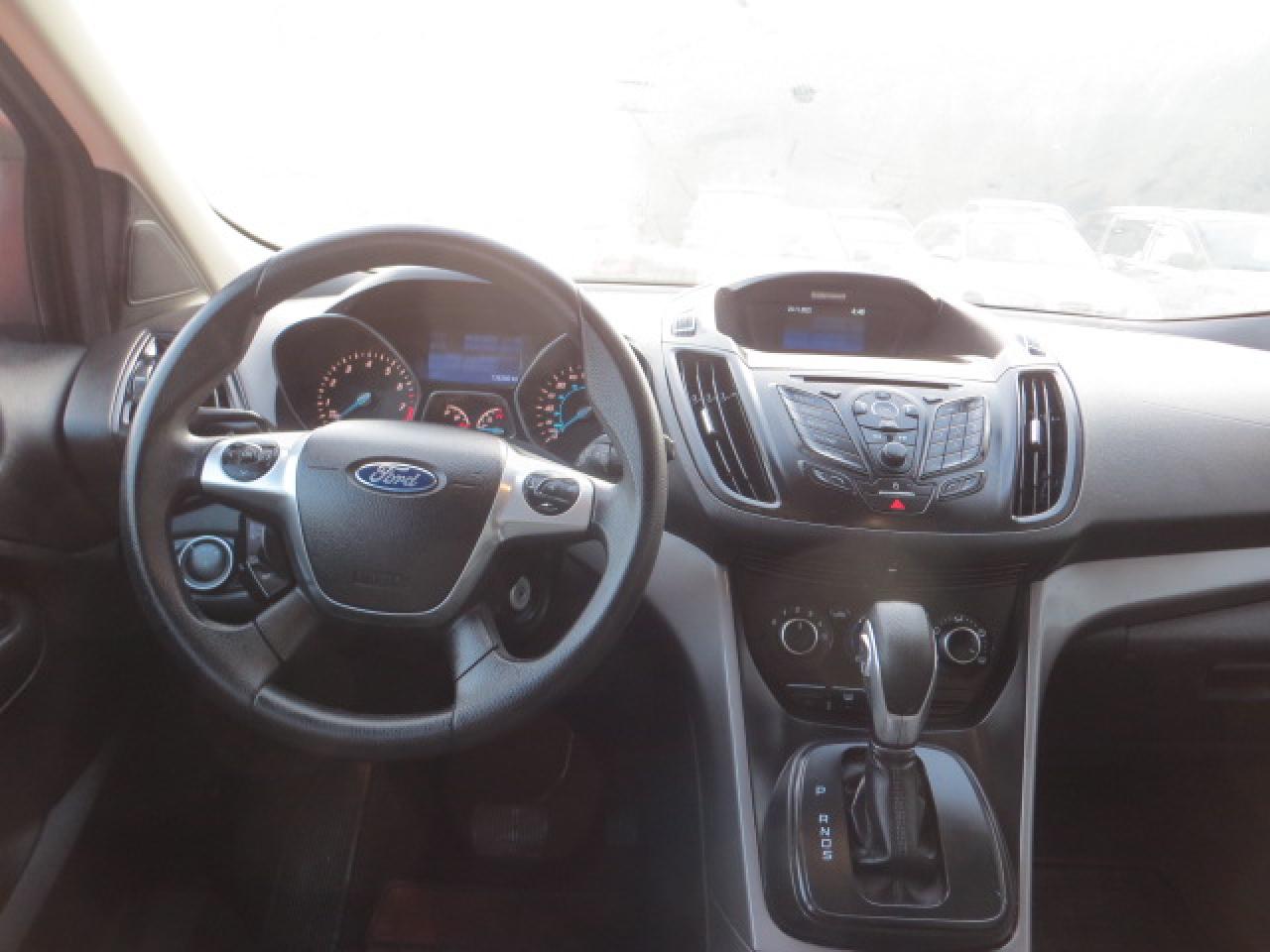 2013 Ford Escape CERTIFIED, ONLY 52,000KM, ALL WHEEL DRIVE - Photo #13