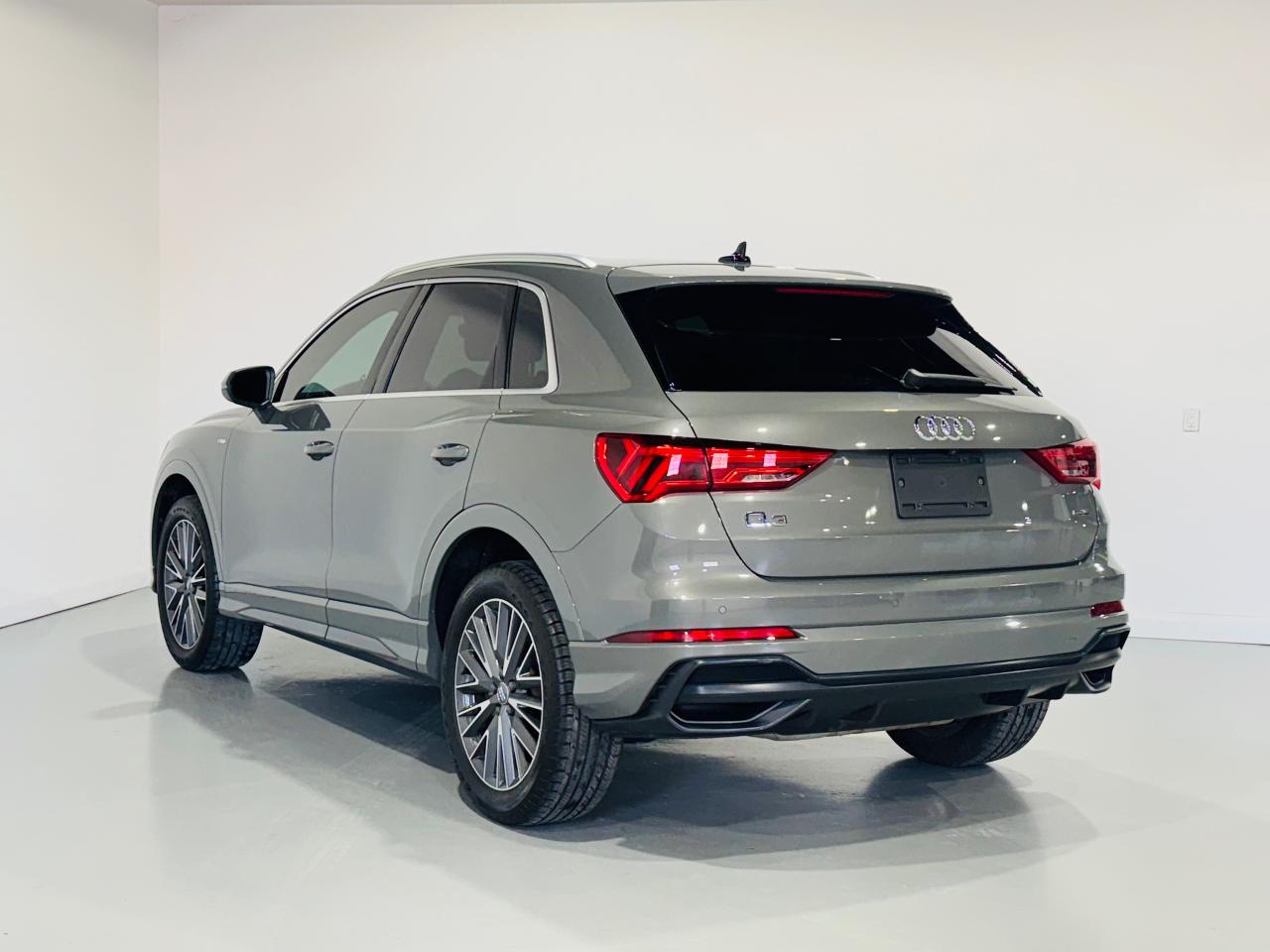 2019 Audi Q3 S line Premium Plus quattro - Photo #7