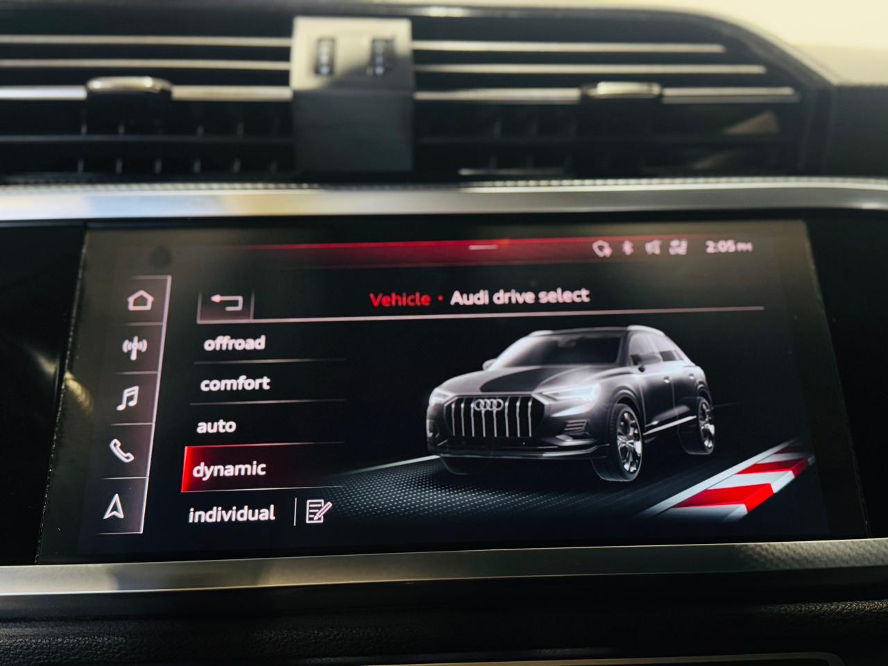 2019 Audi Q3 S line Premium Plus quattro - Photo #18