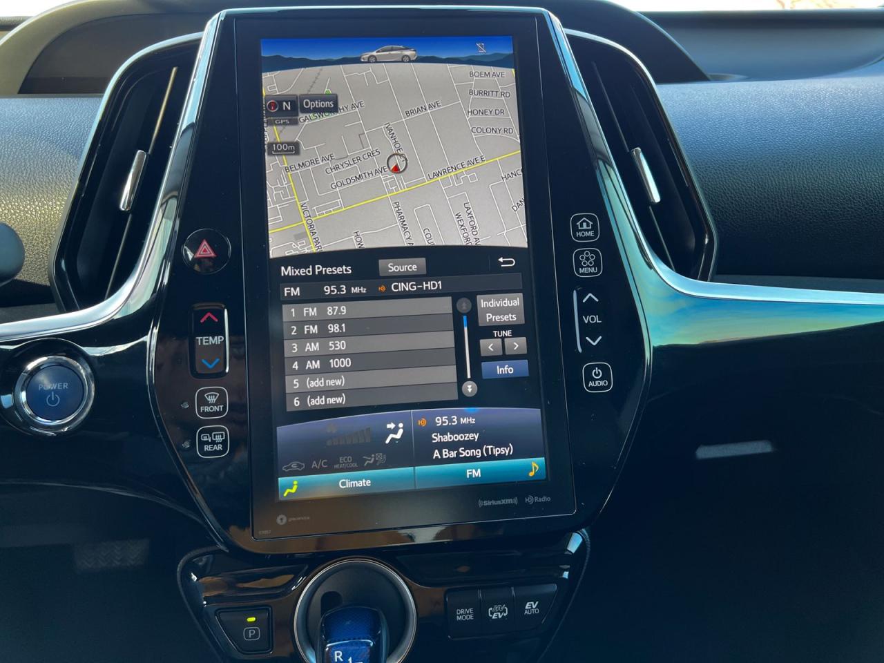 2021 Toyota Prius Prime Upgrade Auto - Photo #29
