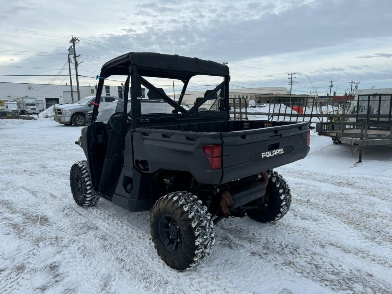 2024 Polaris Ranger 1000 Premium $109 B/W - Photo #7