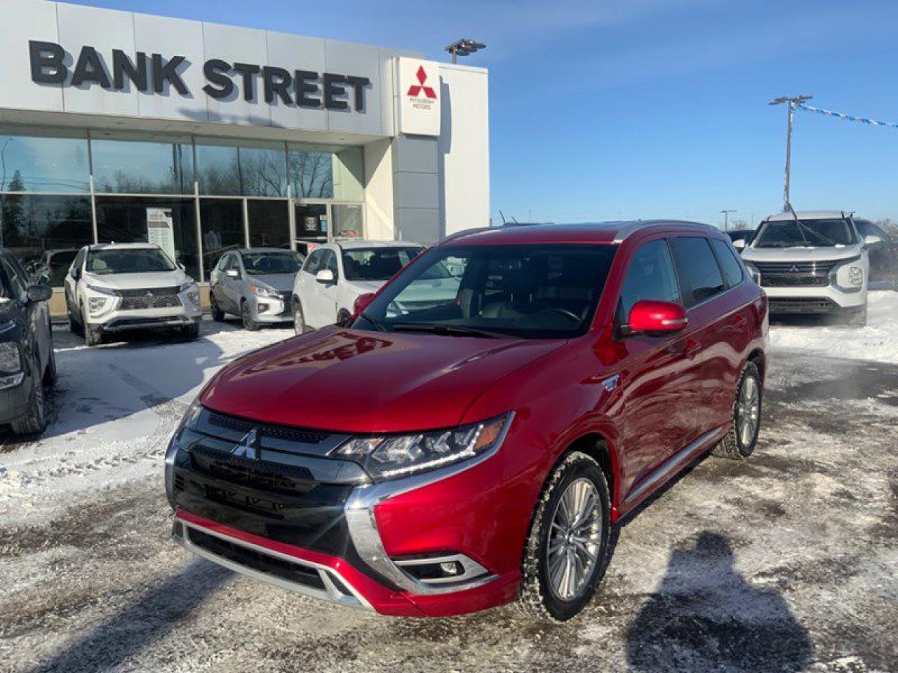 Used 2021 Mitsubishi Outlander Plug-In Hybrid SEL S-AWC for sale in Gloucester, ON