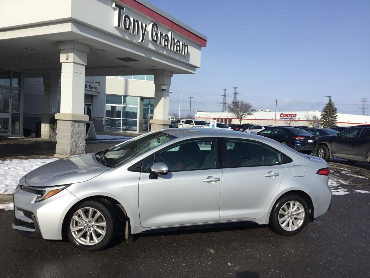 Used 2024 Toyota Corolla SE for sale in Ottawa, ON