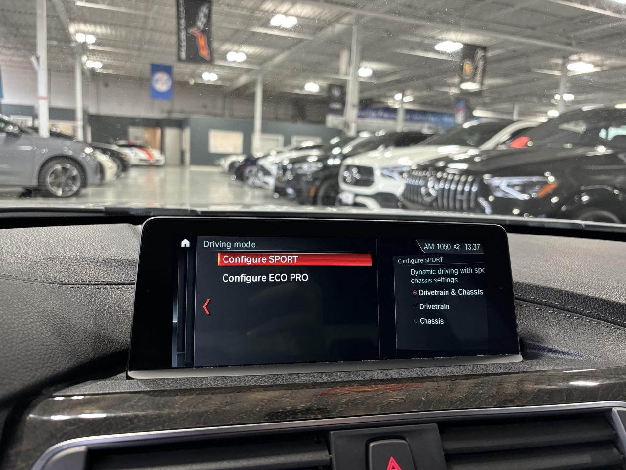 2018 BMW 3 Series 328d xDrive|MPACKAGE|NAV|LEATHER|SUNROOF|BACKCAM|+ - Photo #24