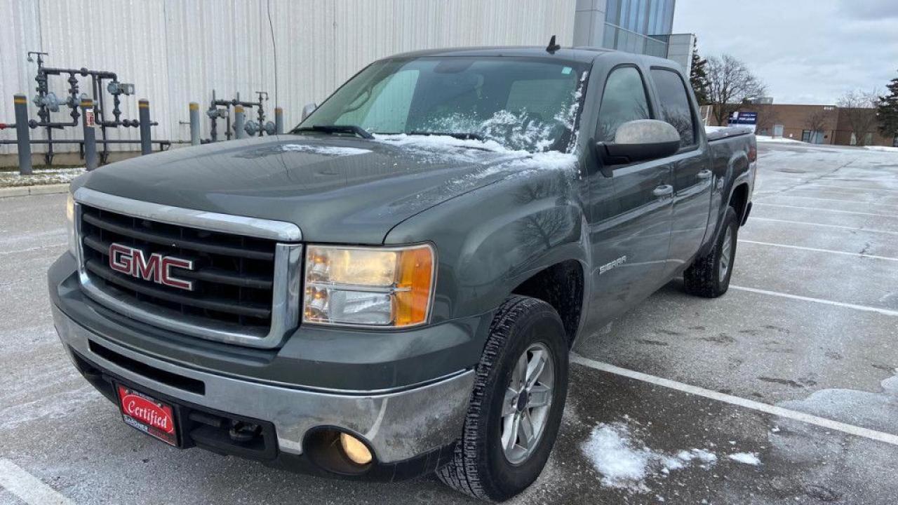 Used 2011 GMC Sierra 1500 SLE 4x4 Extended Cab 8 ft. box 157.5 in. WB Automatic for sale in Mississauga, ON