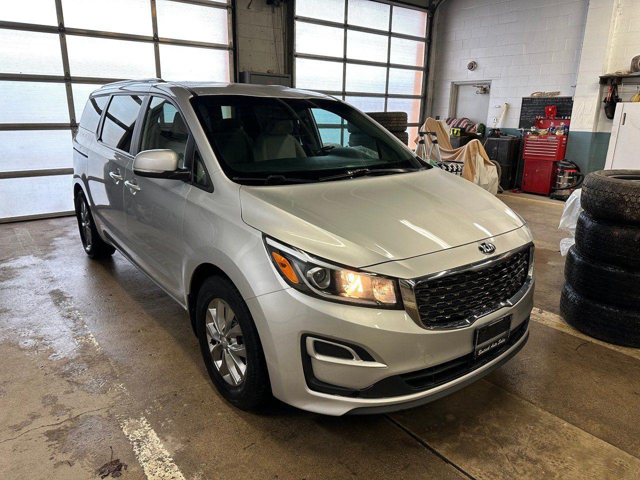 Used 2020 Kia Sedona LX+ LX+ FWD for sale in Walkerton, ON