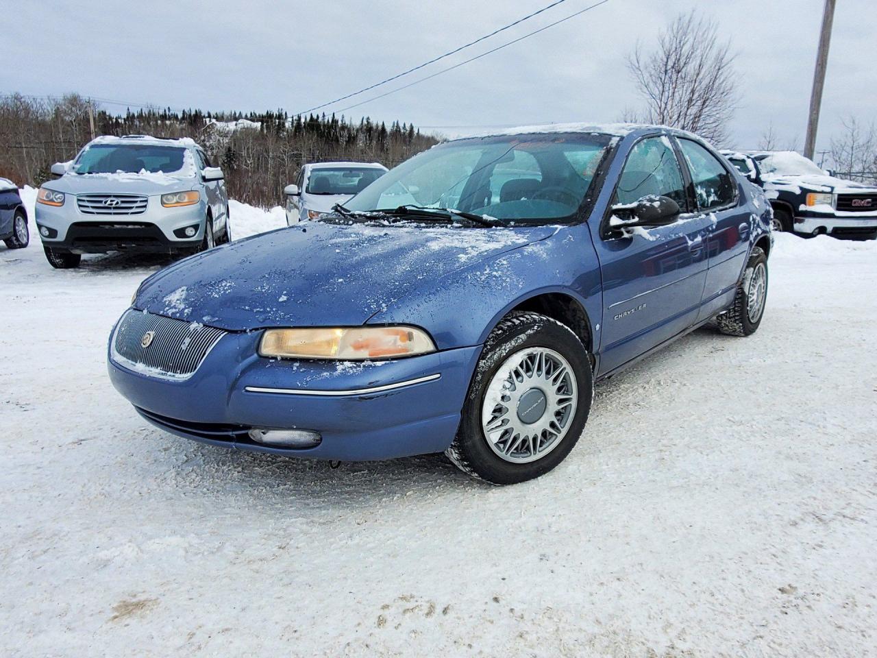 Used 1995 Chrysler Cirrus LX for sale in Rouyn-Noranda, QC