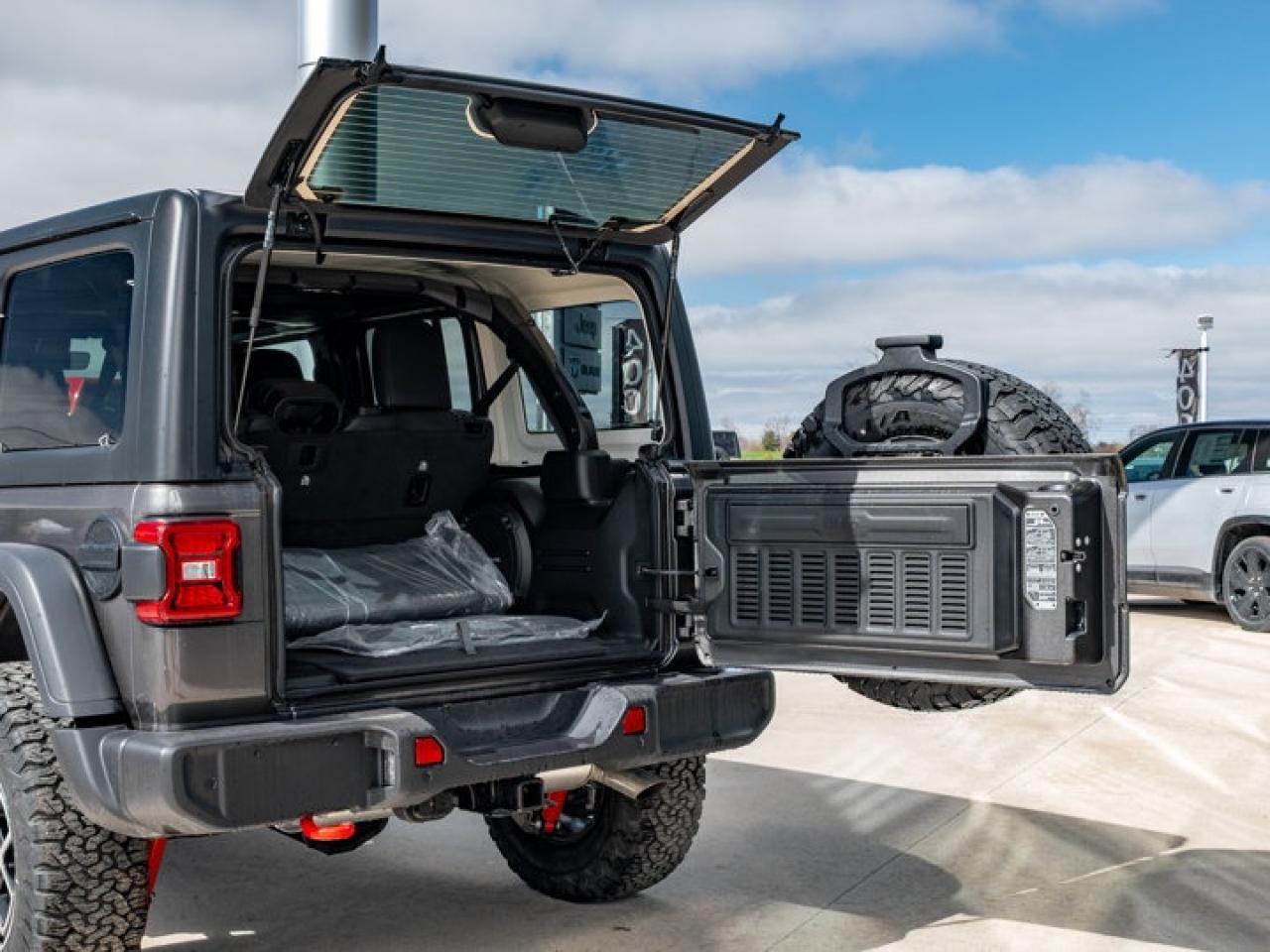 2025 Jeep Wrangler RUBICON Photo