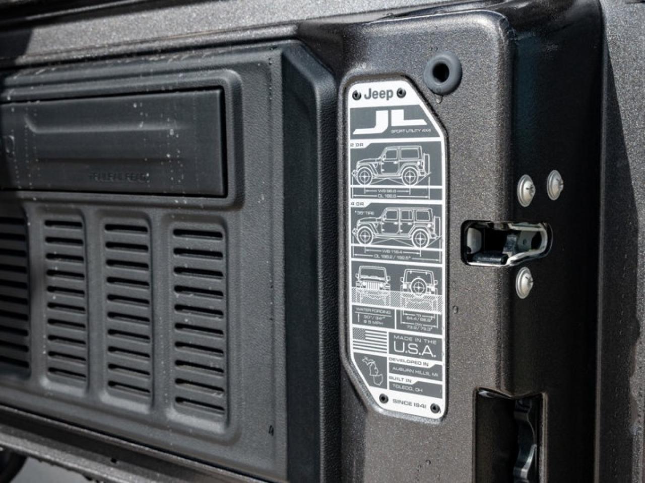 2025 Jeep Wrangler RUBICON Photo