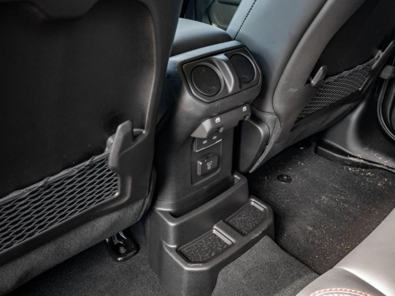 2025 Jeep Wrangler RUBICON Photo