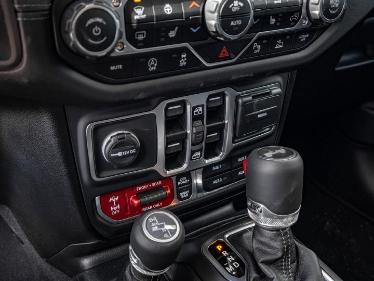 2025 Jeep Wrangler RUBICON Photo