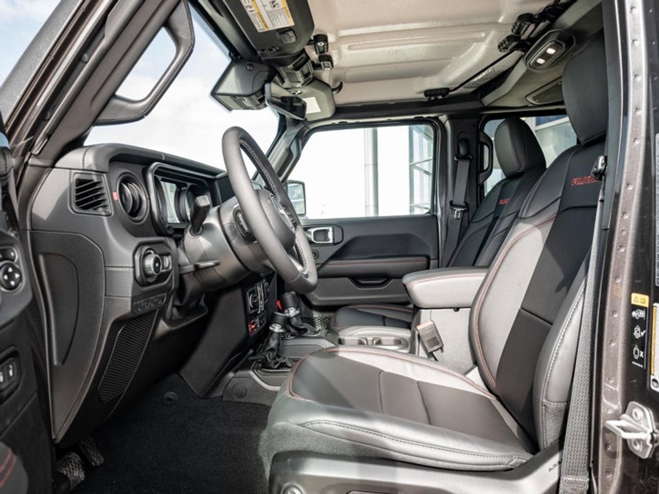 2025 Jeep Wrangler RUBICON Photo