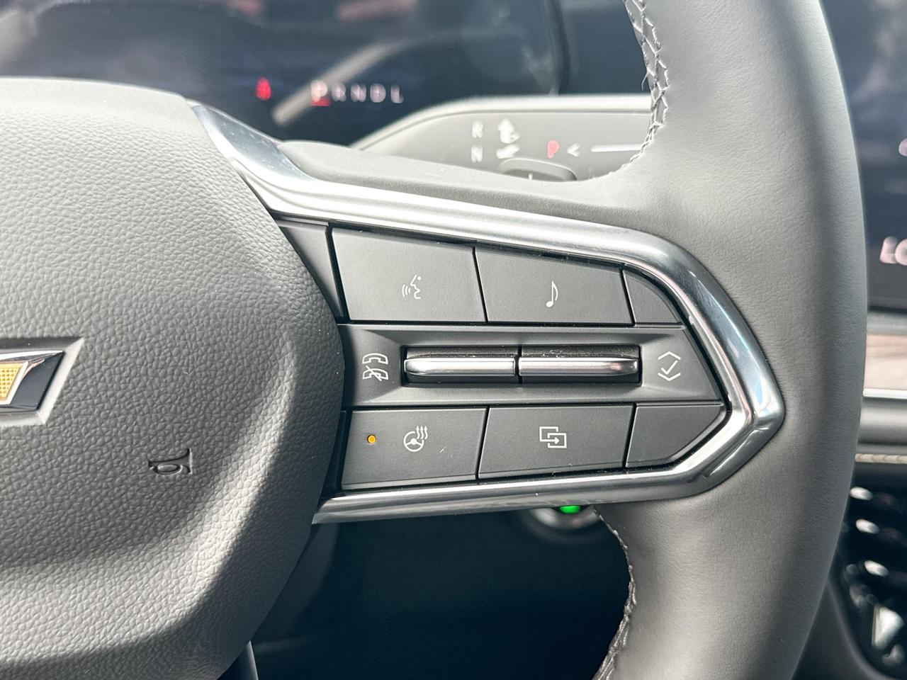 2025 Chevrolet Tahoe Premier 5.3L V8 WITH REMOTE START/ENTRY, HEATED SEATS, HEATED STEERING WHEEL, VENTILATED SEATS, POWER LIFTGATE, BOSE SPEAKER SYSTEM, ADAPTIVE CRUISE CONTROL Photo