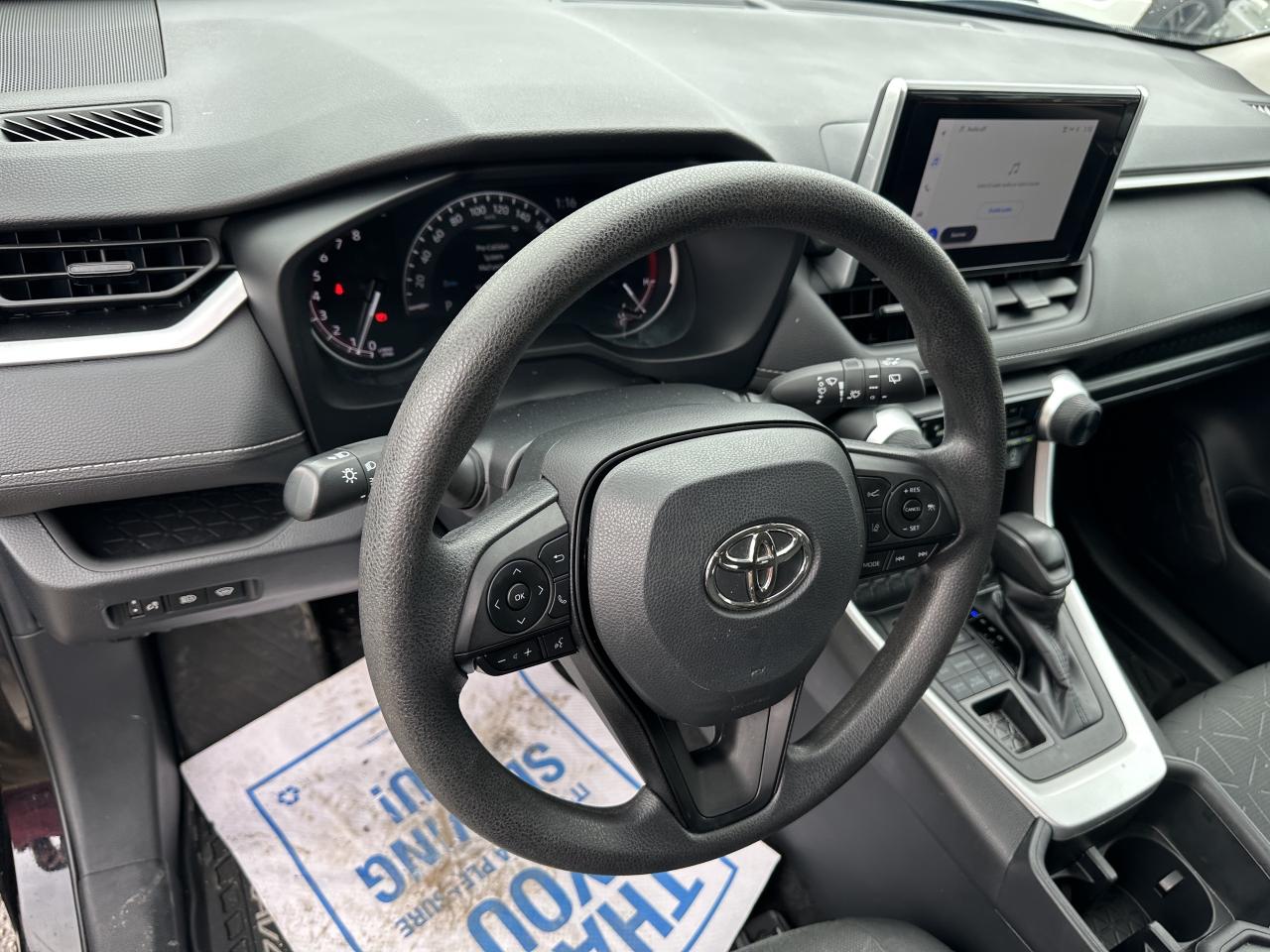 2023 Toyota RAV4 LE Photo