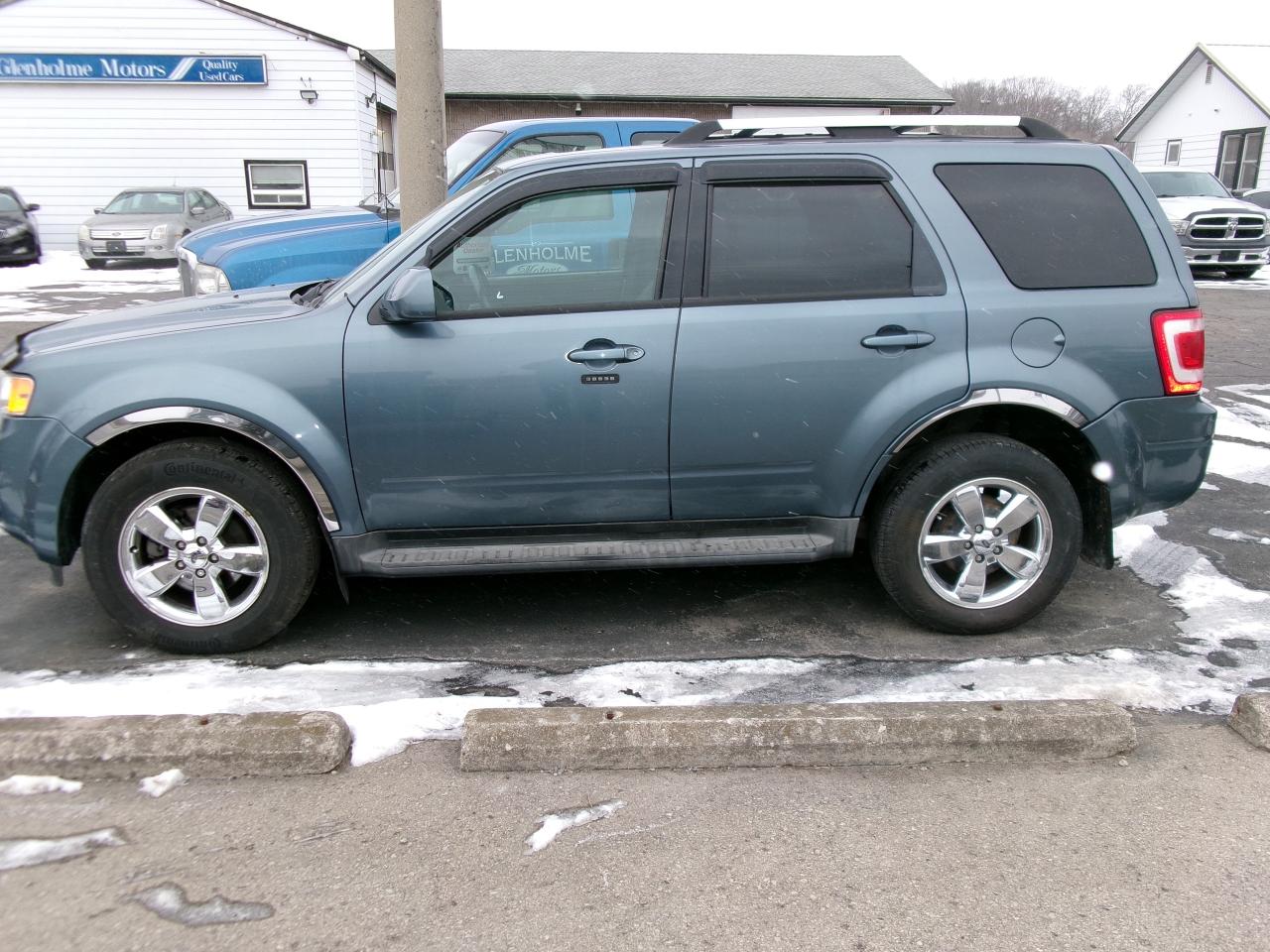 Used 2011 Ford Escape Limited 4WD   