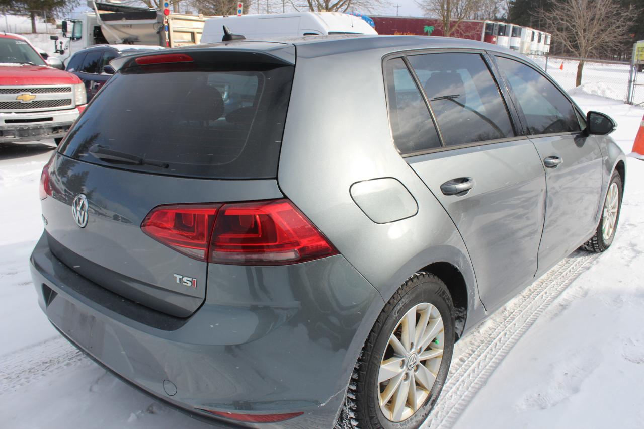 2015 Volkswagen Golf  Photo2