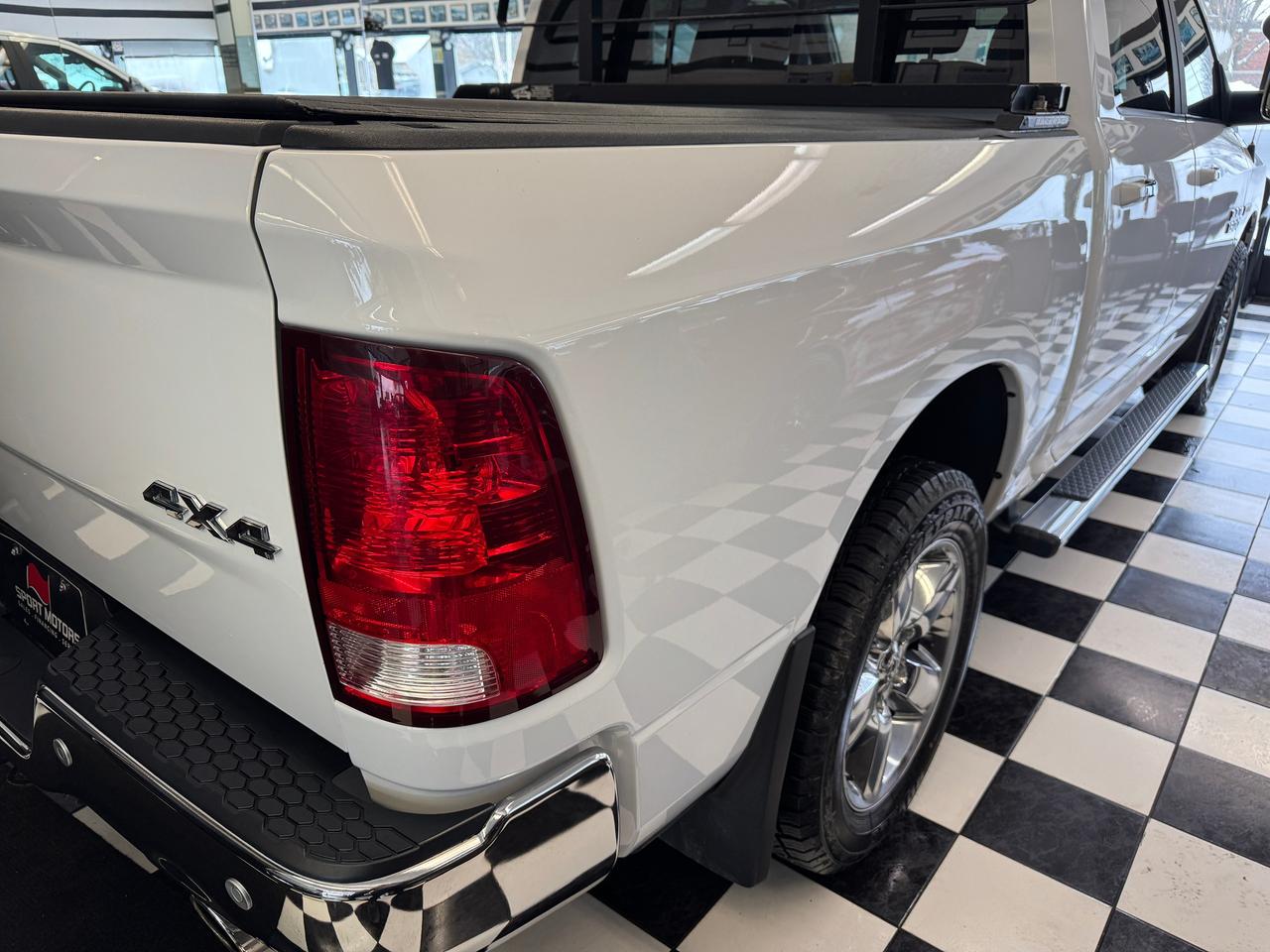 2017 RAM 1500 Big Horn 4x4 EcoDiesel+Remote Start+CLEAN CARFAX Photo