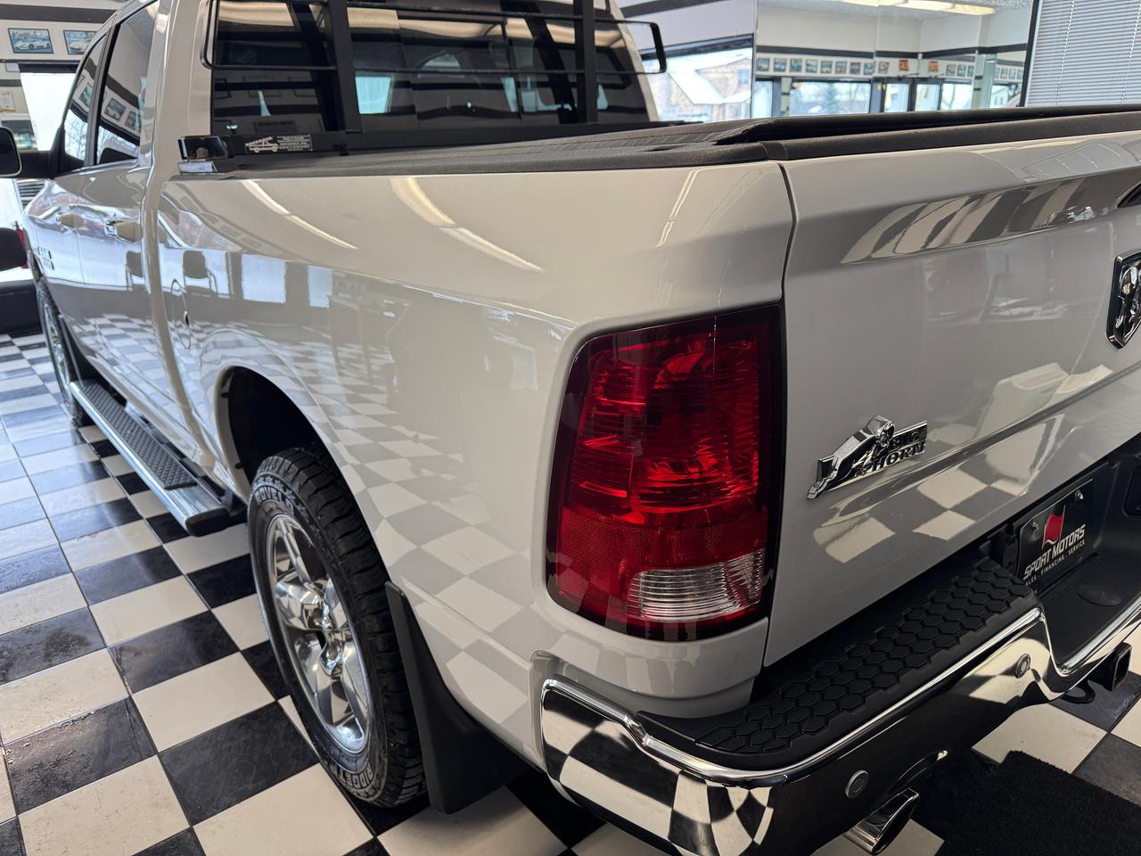 2017 RAM 1500 Big Horn 4x4 EcoDiesel+Remote Start+CLEAN CARFAX Photo