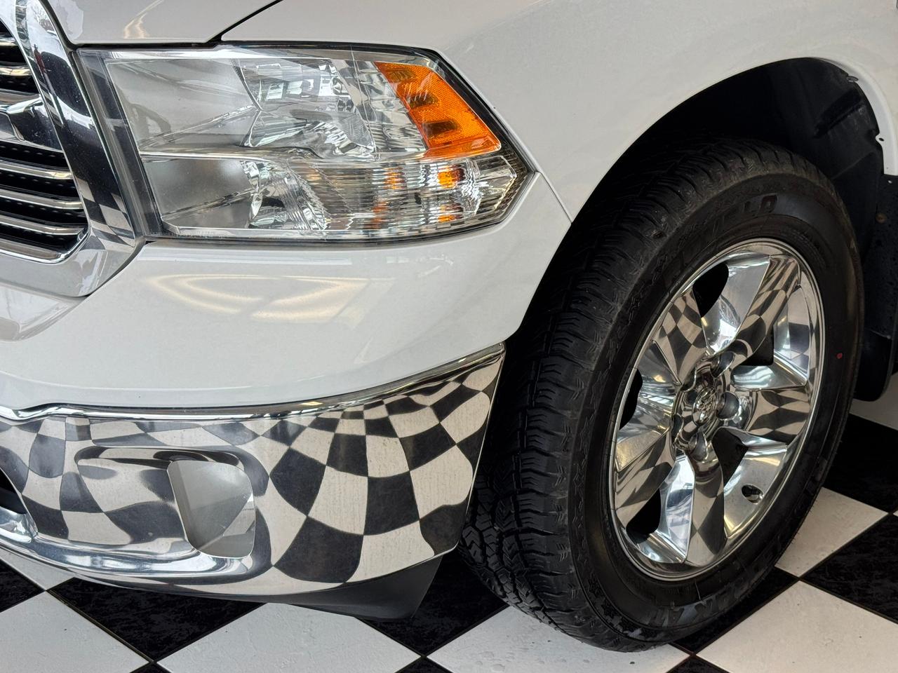 2017 RAM 1500 Big Horn 4x4 EcoDiesel+Remote Start+CLEAN CARFAX Photo