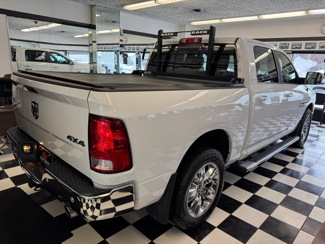 2017 RAM 1500 Big Horn 4x4 EcoDiesel+Remote Start+CLEAN CARFAX Photo