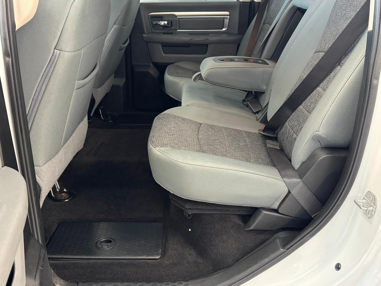 2017 RAM 1500 Big Horn 4x4 EcoDiesel+Remote Start+CLEAN CARFAX Photo
