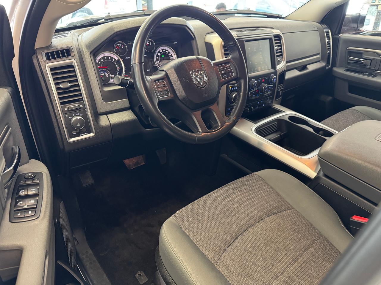 2017 RAM 1500 Big Horn 4x4 EcoDiesel+Remote Start+CLEAN CARFAX Photo