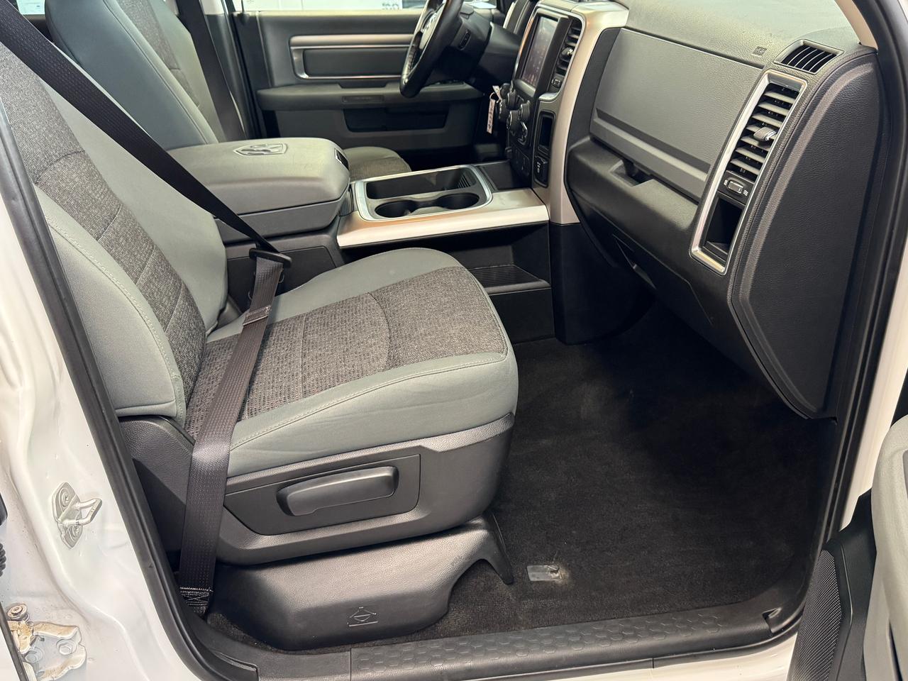 2017 RAM 1500 Big Horn 4x4 EcoDiesel+Remote Start+CLEAN CARFAX Photo