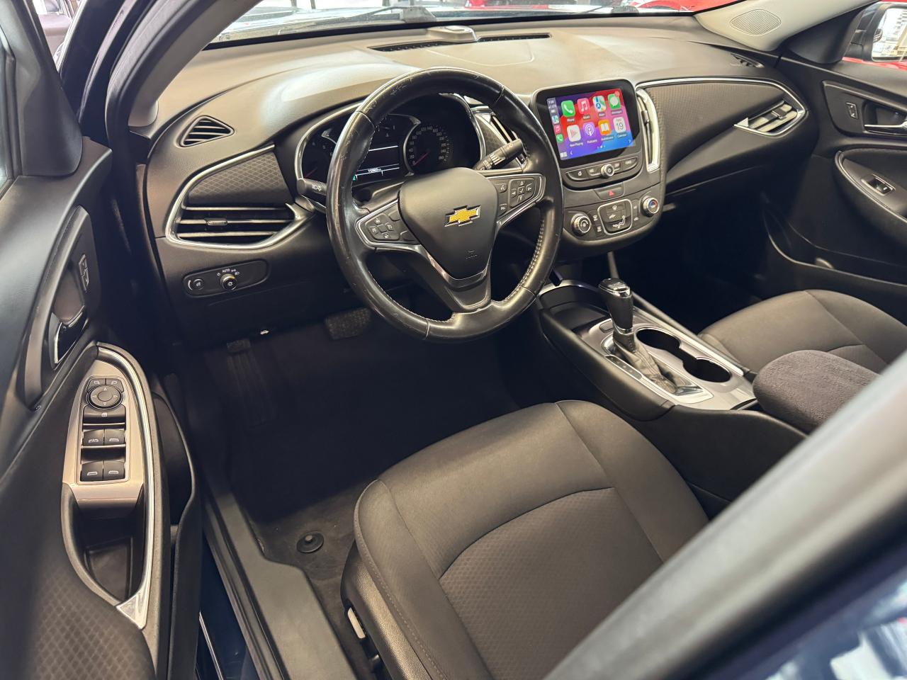 2018 Chevrolet Malibu LT+New Brakes+ApplePlay+Camera+CLEAN CARFAX Photo