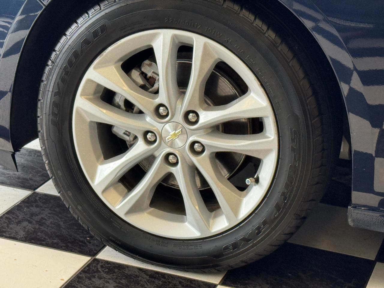 2018 Chevrolet Malibu LT+New Brakes+ApplePlay+Camera+CLEAN CARFAX Photo